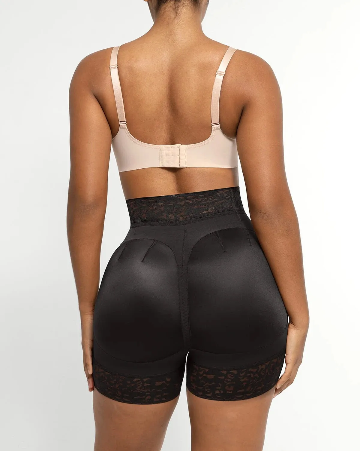 AirSlim® Mid-Rise Steel Boned Butt-Lifting Shorts
