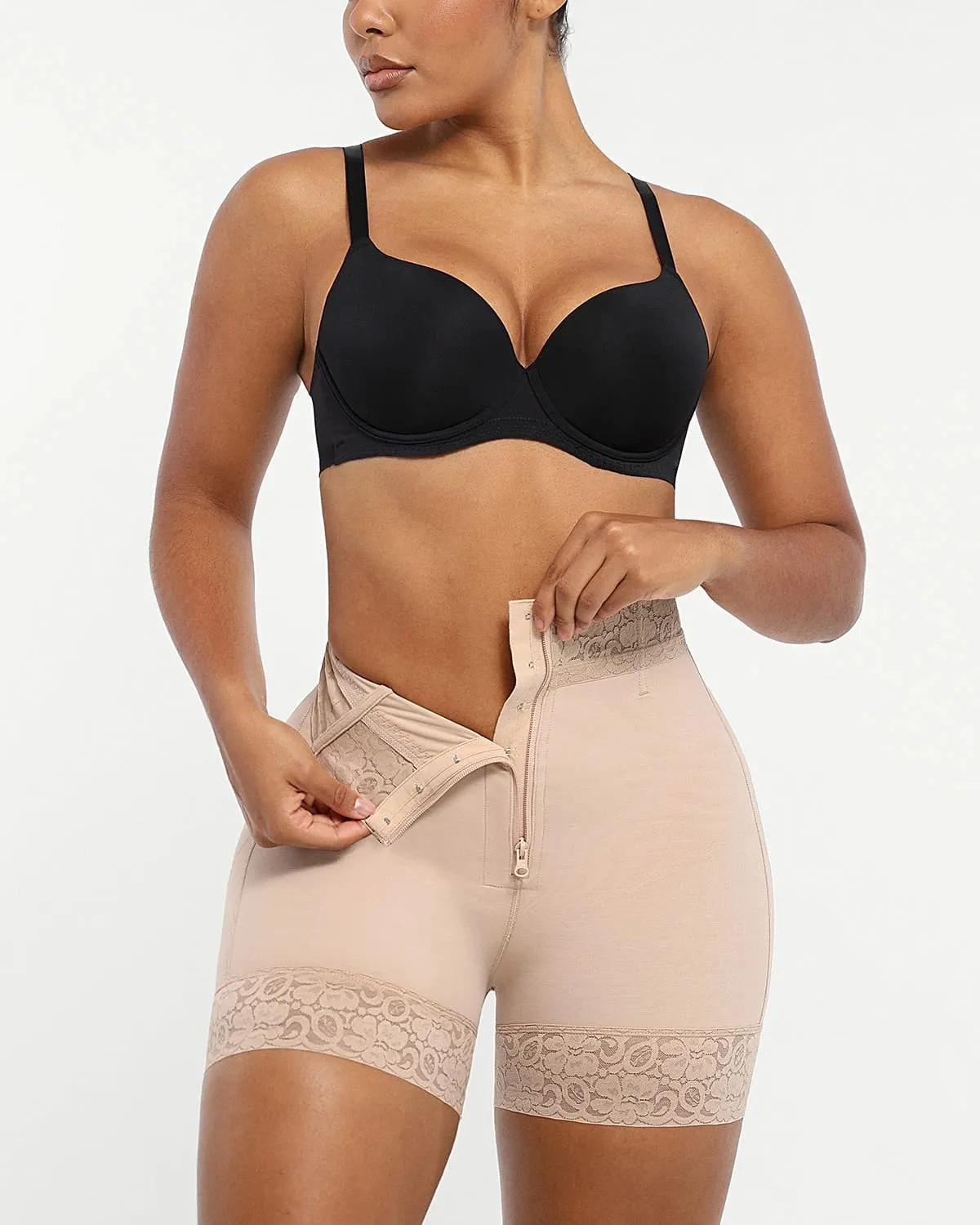 AirSlim® Mid-Rise Steel Boned Butt-Lifting Shorts