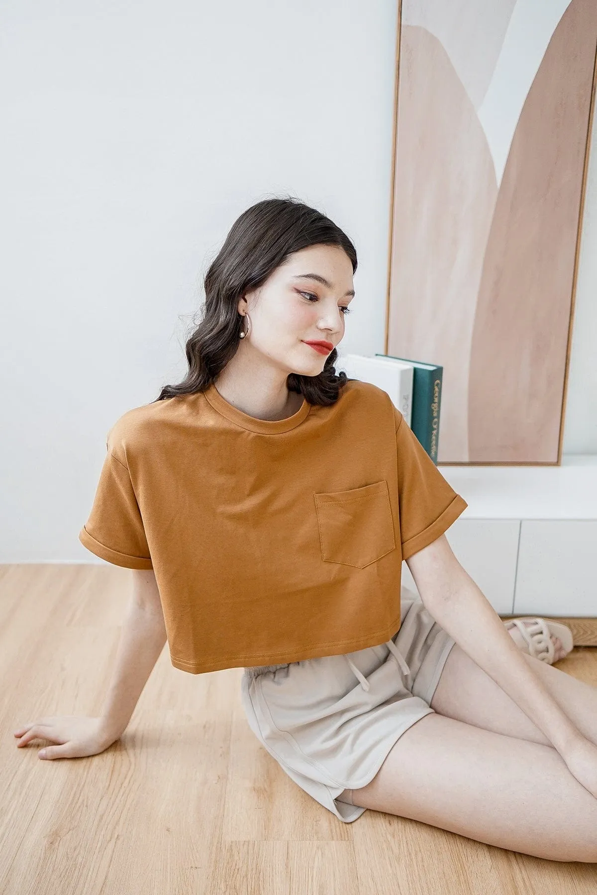 BASICS MINORI CROPPED BOXY TEE IN RUSSET BROWN