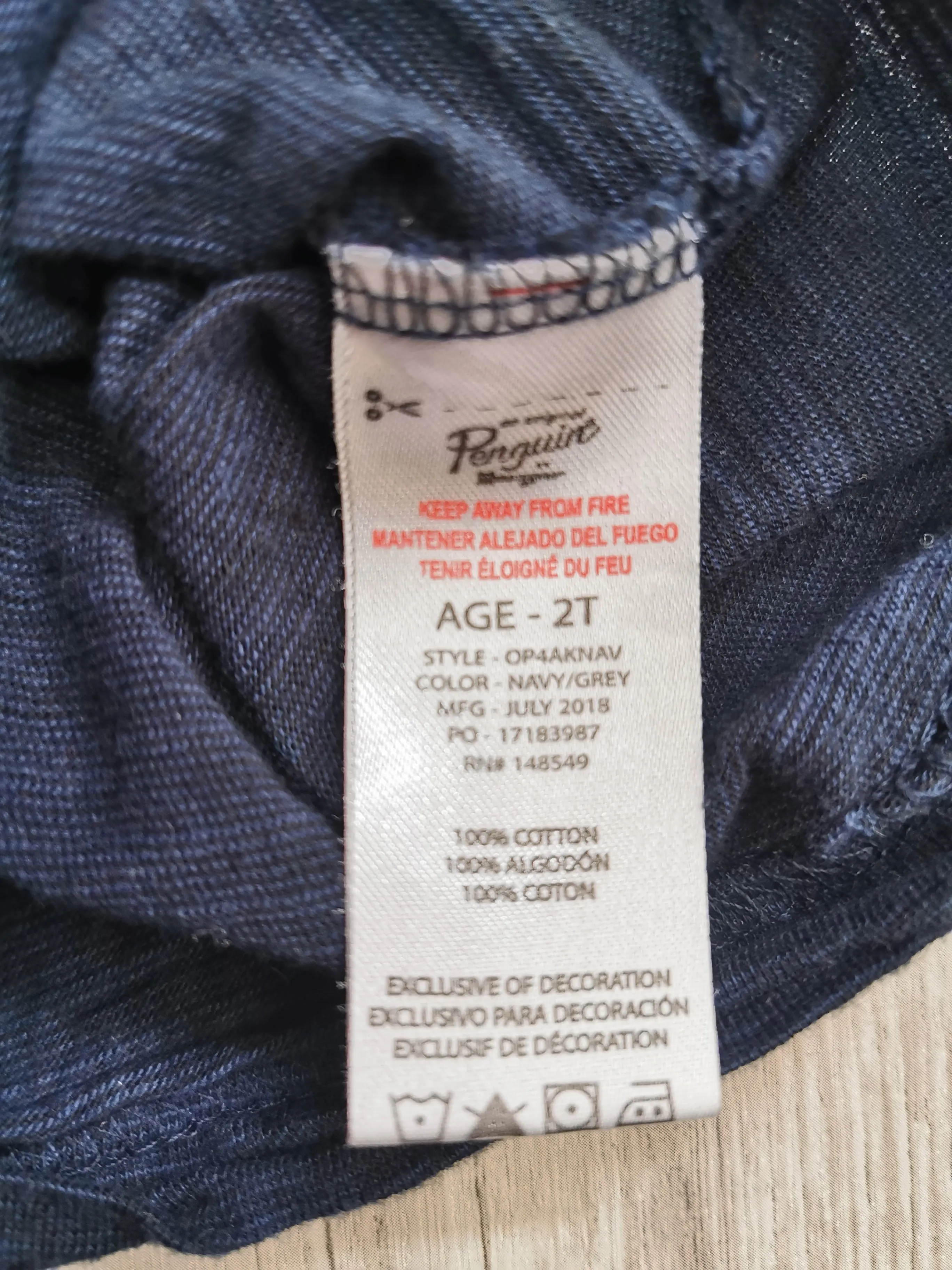 BOY SIZE 2 YEARS - ORIGINAL PENGUIN BY MUNSINGWEAR, Long sleeve, Graphic T-shirt EUC B31