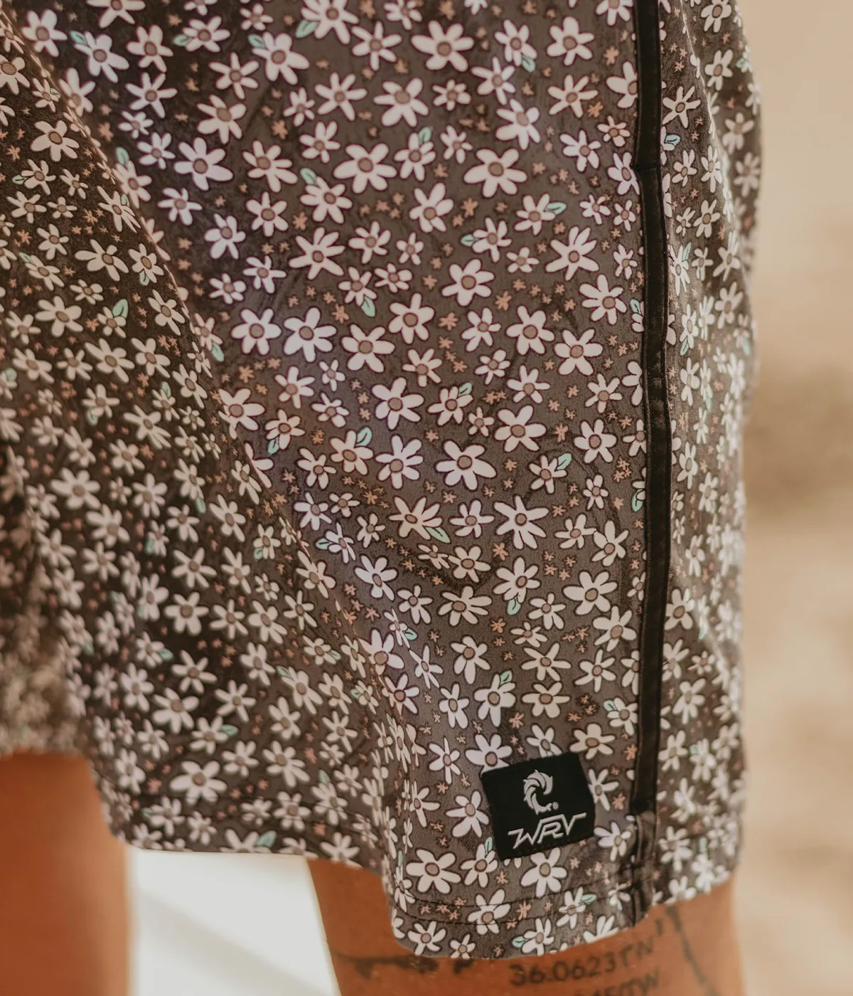 Crazy Daisy Trunks