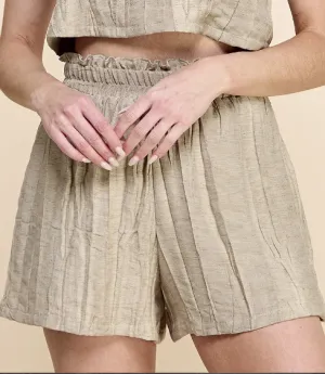 CRINKLE WOMENS KNIT SHORTS IN MUSHROOM