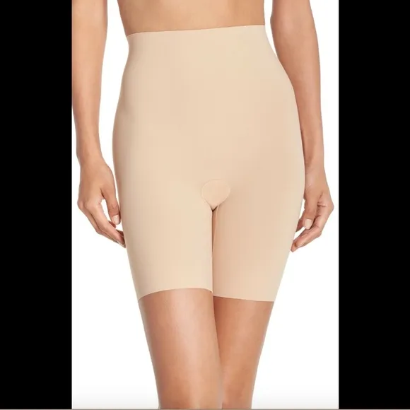 EUC Commando 'Control' High Waist Shaping Shorts‎