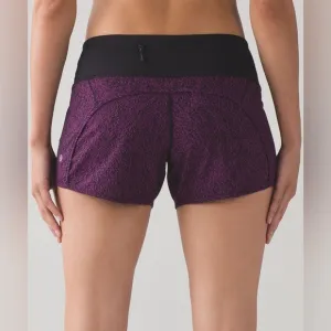 EUC Lululemon Run Times Short (4&quot;) in Circuit Aurora Black / Black
