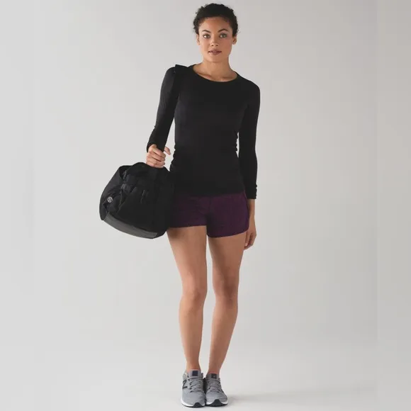 EUC Lululemon Run Times Short (4&quot;) in Circuit Aurora Black / Black