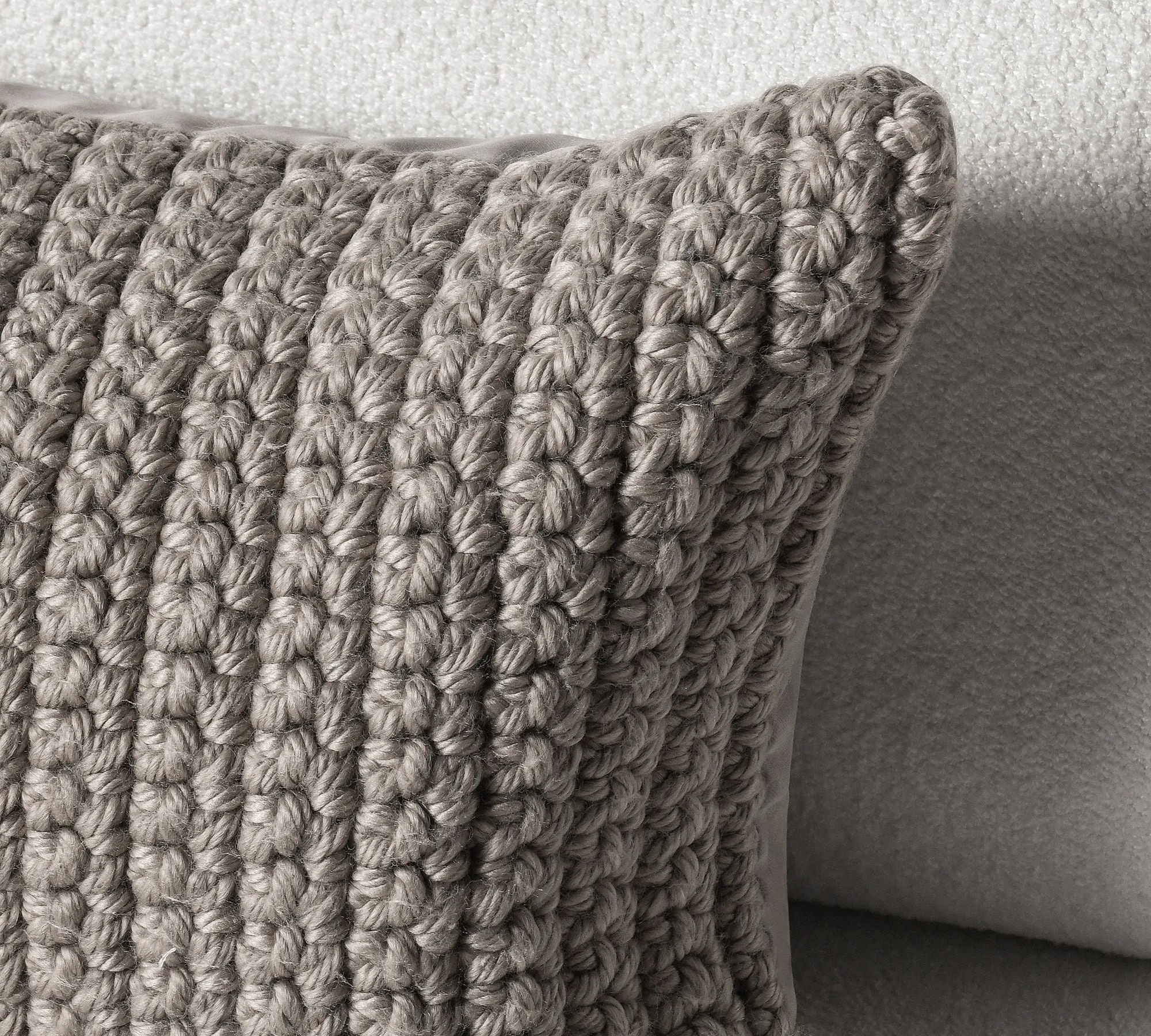 Henri Outdoor Lumbar Pillow-14"x26"