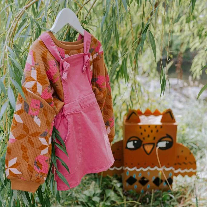 Jumper rose en denim extensible, enfant || Pink stretch denim jumper, child