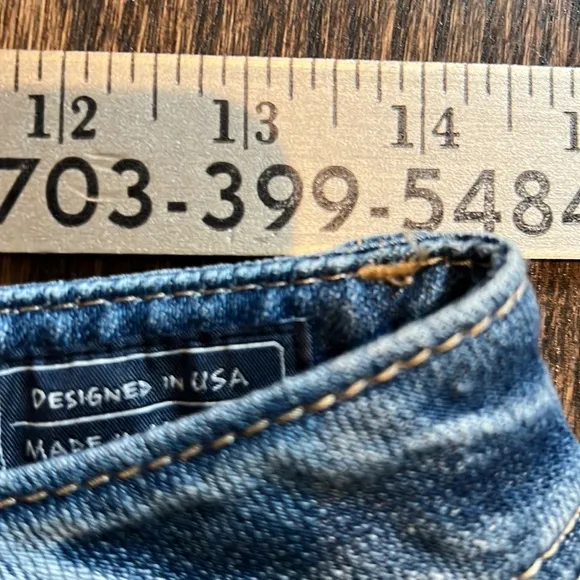 MISS ME JEAN SHORTS size 28