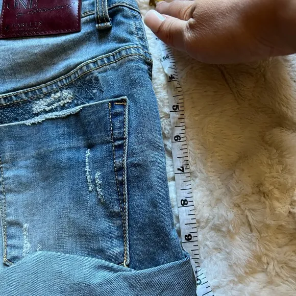 One Teaspoon Harlets Shorts - 24