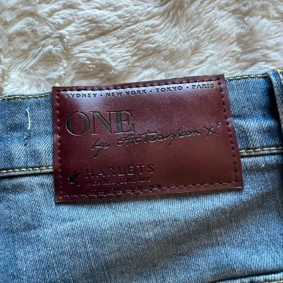 One Teaspoon Harlets Shorts - 24