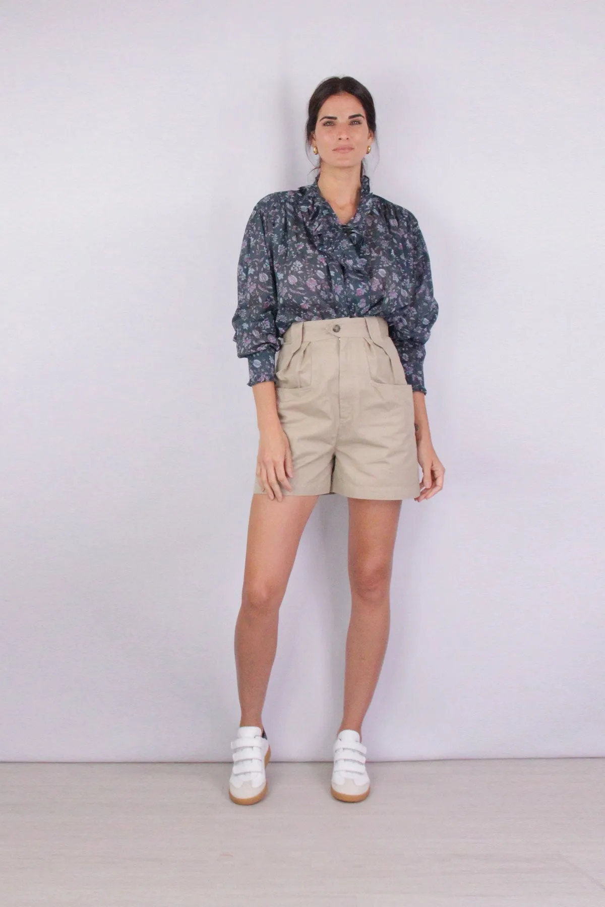 Palinoa Shorts in Beige