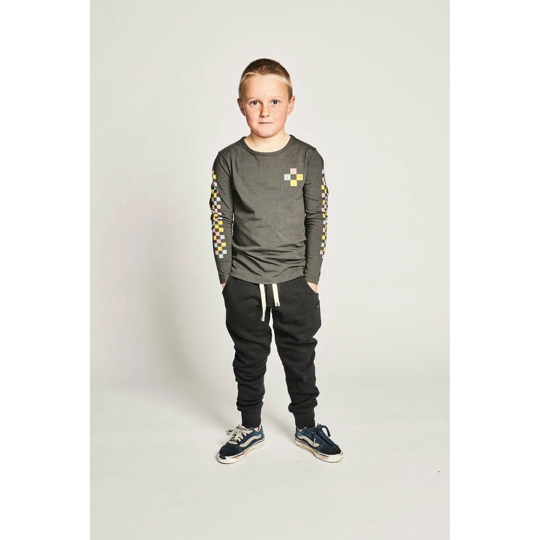 Pixel Ls Tee - Soft Blk
