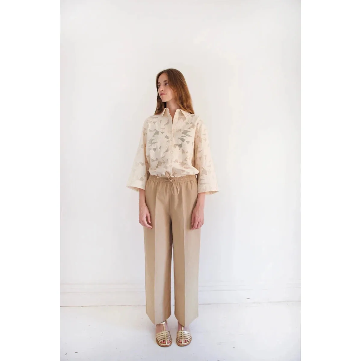 The Tiny Big Sister - Guipure shirt - light cream