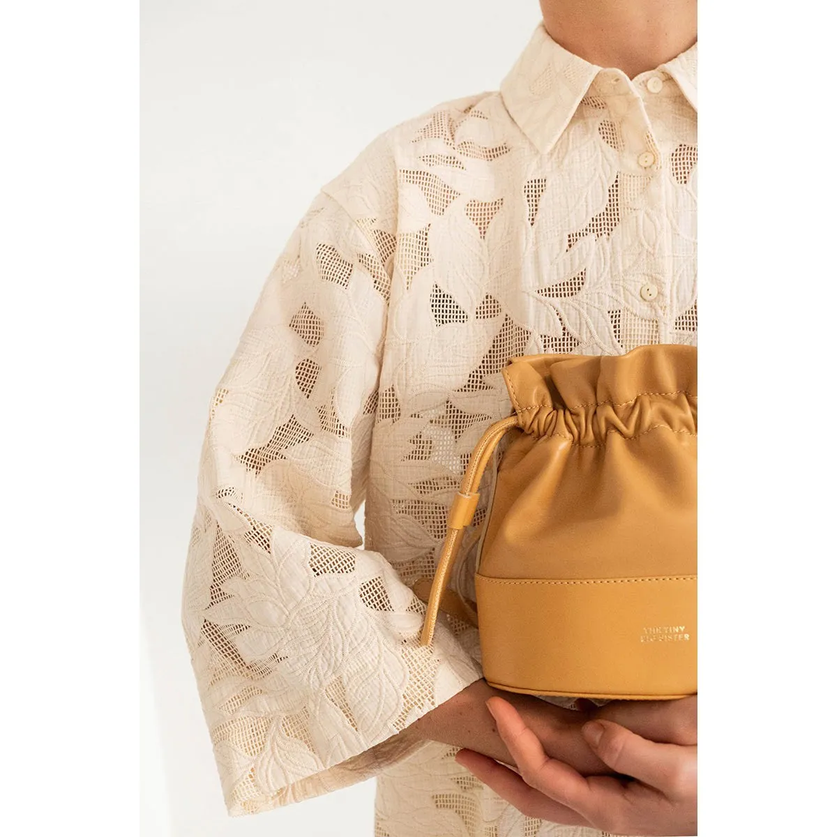The Tiny Big Sister - Guipure shirt - light cream