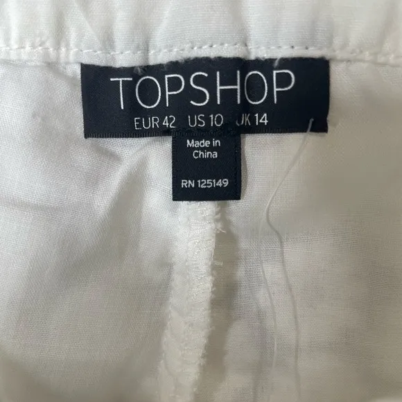 Topshop Lace Floral Shorts White, Size 10 New