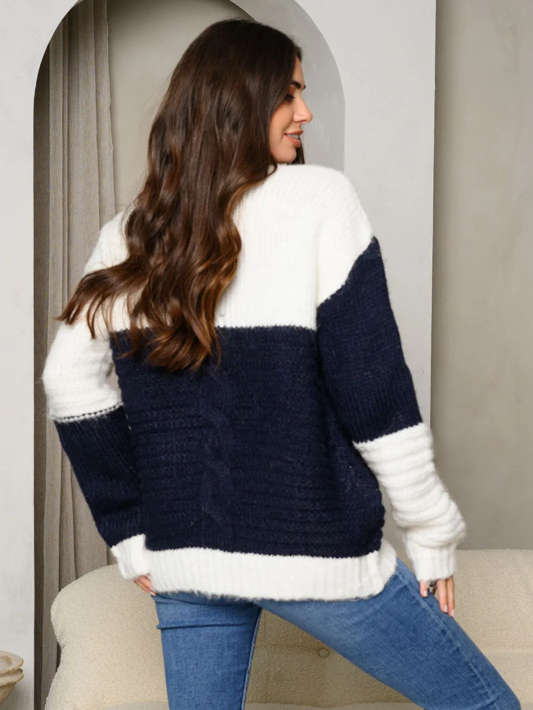 WOMEN'S LONG SLEEVE COLORBLOCK SWEATER