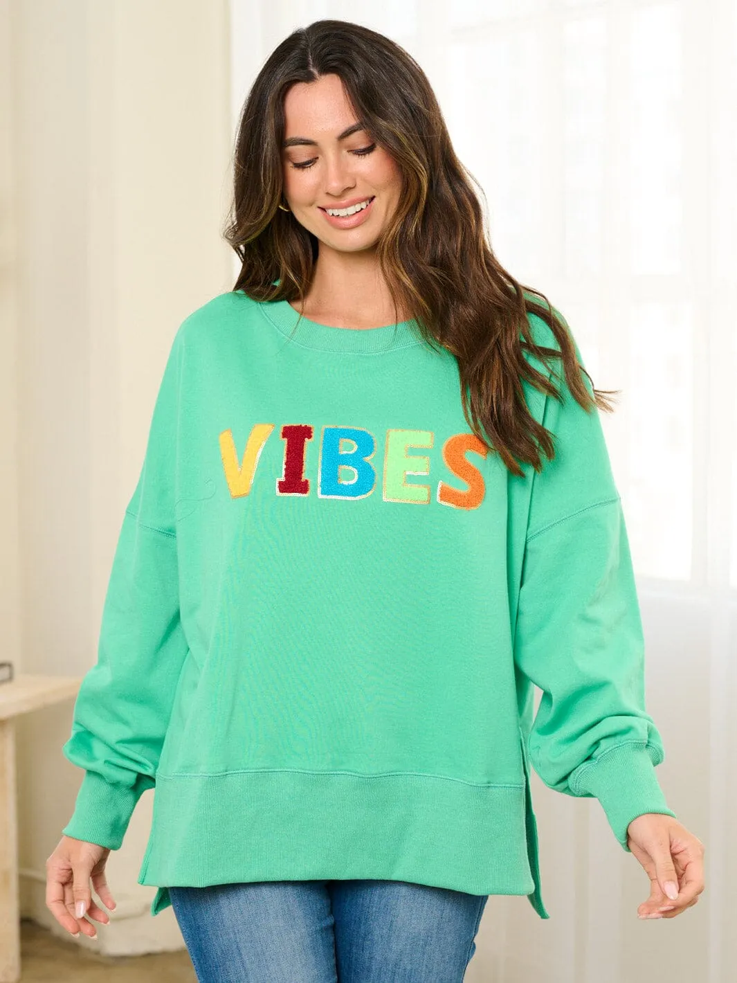 WOMEN'S LONG SLEEVE GRAPHIC PULLOVER SWEATER