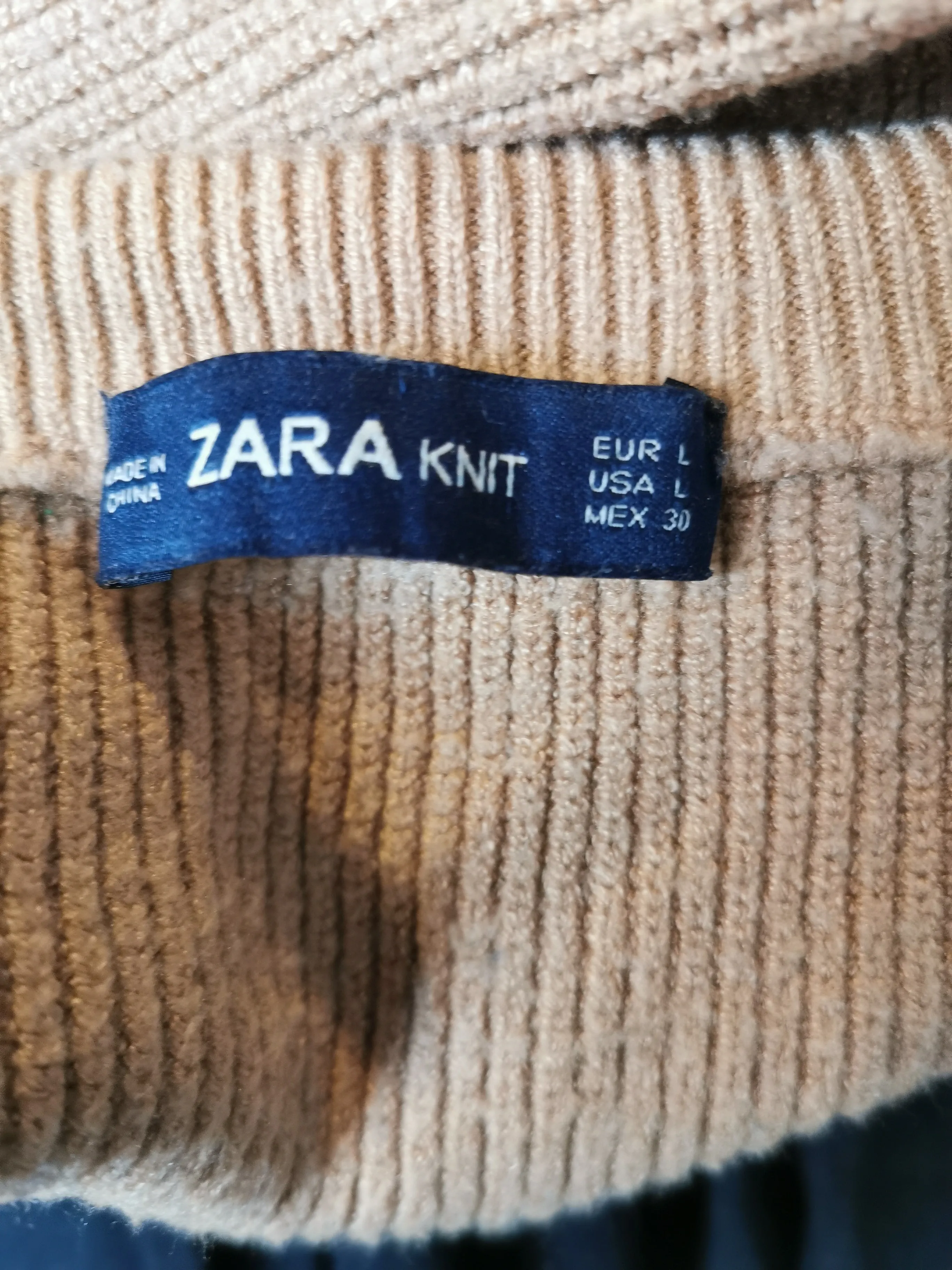 WOMENS SIZE LARGE - ZARA, Knit Crop Sweater VGUC B17