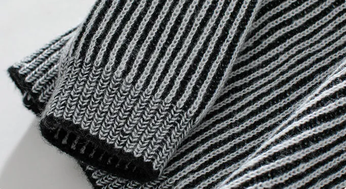 Women's Soft and Cozy Relaxed-fit Sweater with Stripes
