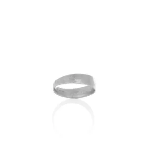 Women's white gold ring