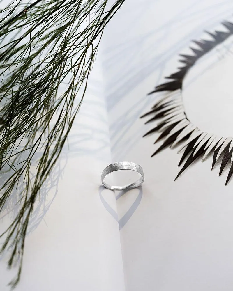 Women's white gold ring